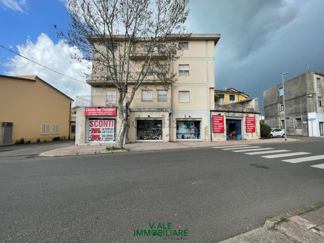 Locale Commerciale in vendita a Macomer, Sardigna/Sardegna