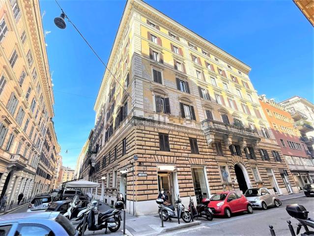 Locale Commerciale in vendita a Municipio Roma I, Roma Capitale