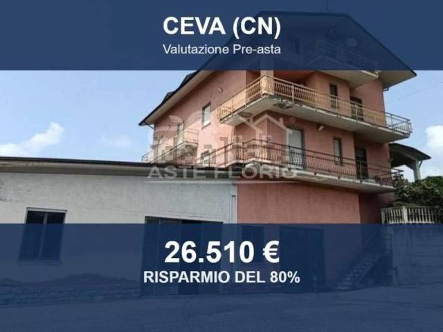 Locale Commerciale in vendita a Piemonte, Cuneo