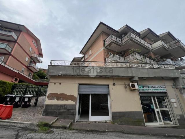Locale Commerciale in vendita a Montecagnoletto, Roma Capitale