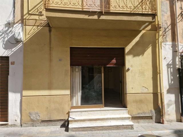 Locale Commerciale in vendita a Termini Imerese, Sicilia