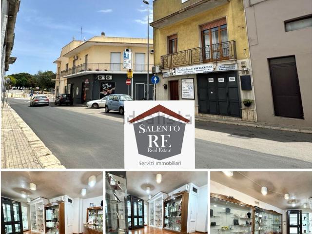 Locale Commerciale in vendita a Puglia, Lecce