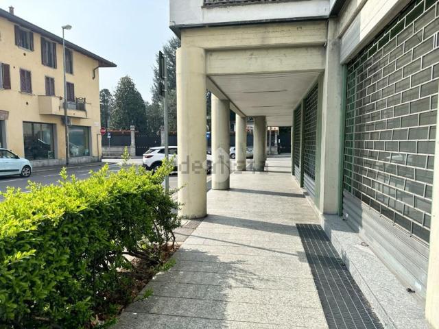 Locale Commerciale in vendita a Centro storico, Lissone