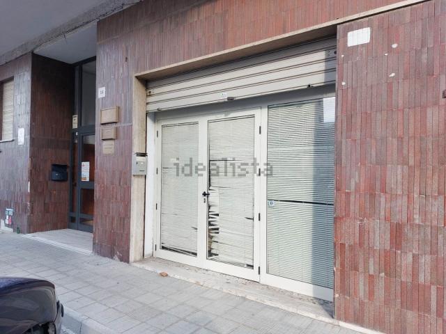 Locale Commerciale in vendita a Quartiere Tribunale, Calabria