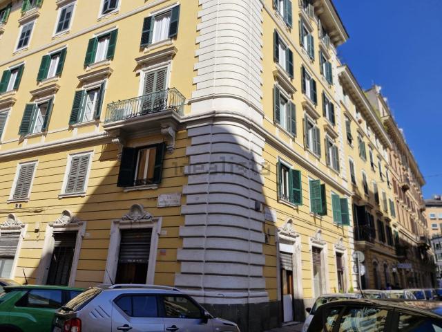 Locale Commerciale in vendita a Prati, Roma