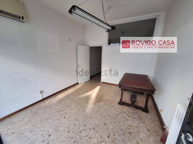 Locale Commerciale in vendita a Commenda, Rovigo