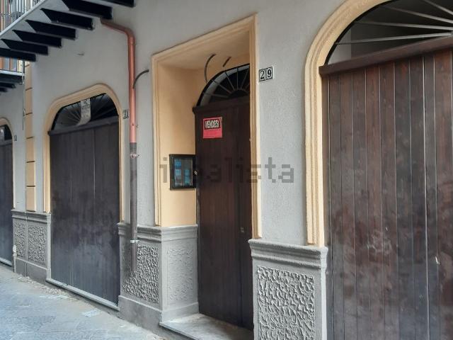 Locale Commerciale in vendita a I Circoscrizione, Palermo