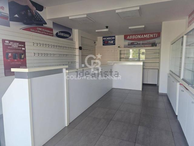 Locale Commerciale in vendita a Modica, Sacro Cuore