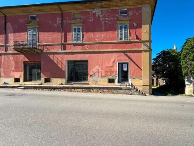 Locale Commerciale in vendita a Caorso, Reggio Emilia