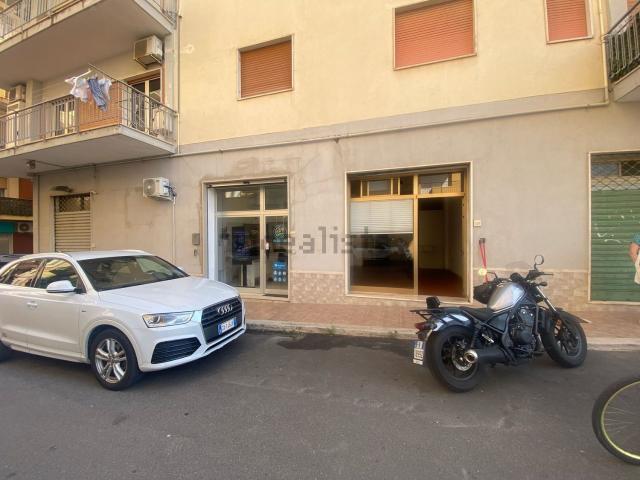 Locale Commerciale in vendita a Soverato Marina, Calabria