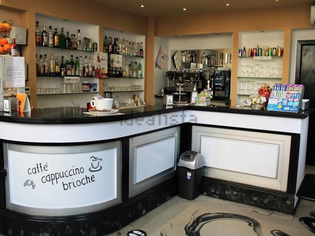 Locale Commerciale in vendita a Centro, Piemonte
