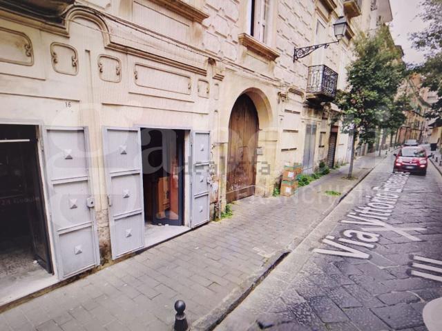 Locale Commerciale in vendita a Bagno d'Aversa, Aversa