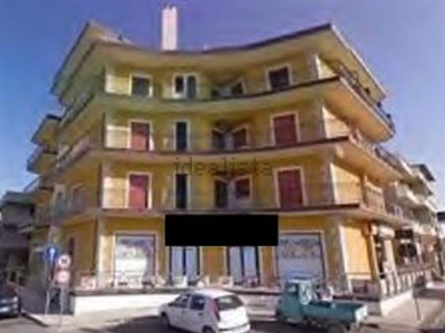 Locale Commerciale in vendita a Terme Vigliatore, Sicilia