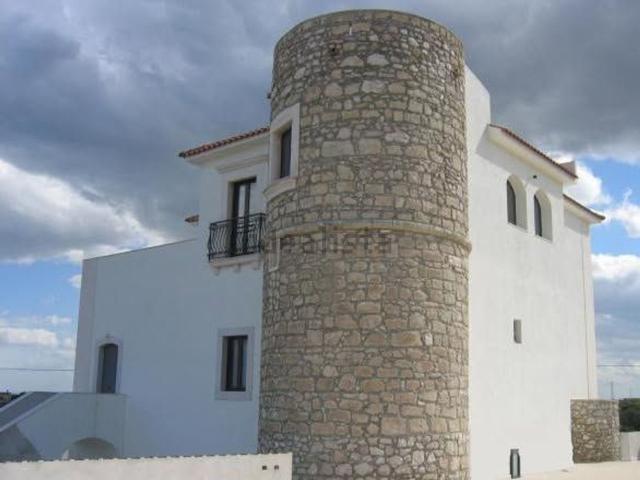 Locale Commerciale in vendita a Siponto, Puglia