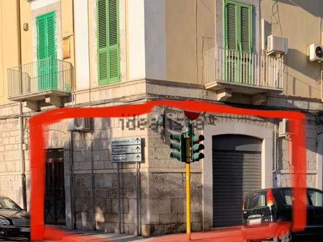 Locale Commerciale in vendita a Villaggio Belgiovine, Molfetta