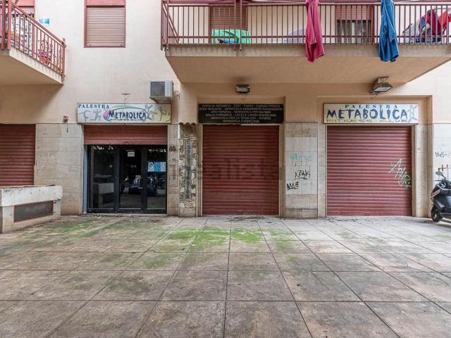 Locale Commerciale in vendita a V Circoscrizione, Palermo