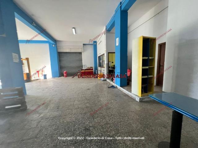 Locale Commerciale in vendita a Termini Imerese, Sicilia