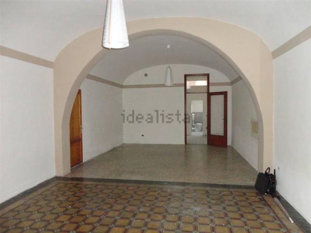Locale Commerciale in vendita a Unione dei Comuni Circondario dell'Empolese Valdelsa, Lucardo