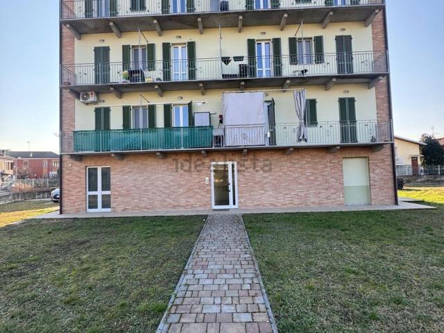 Locale Commerciale in vendita a Piemonte, Asti