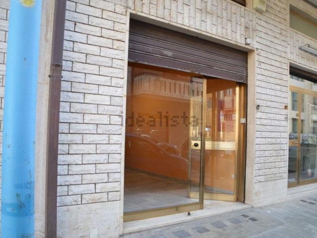 Locale Commerciale in vendita a Lavello, Basilicata