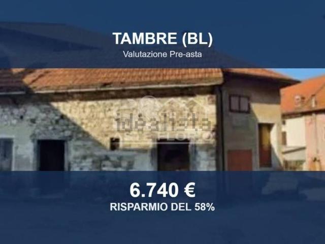 Locale Commerciale in vendita a Tambre D'alpago, Veneto