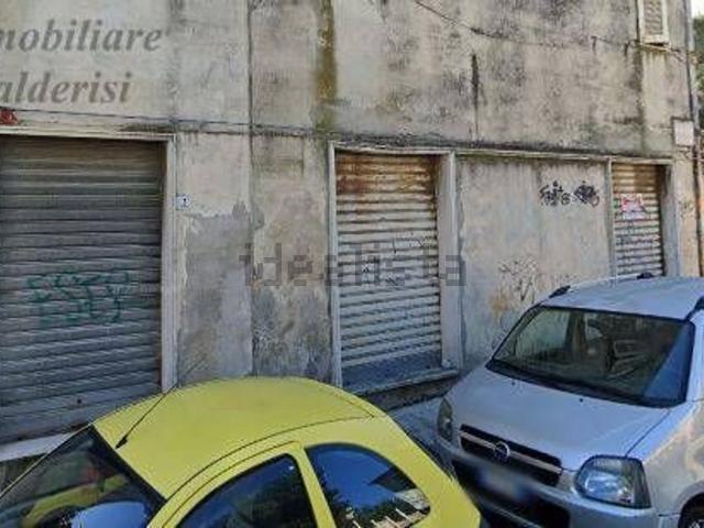 Locale Commerciale in vendita a Sant'Antonio, Marche