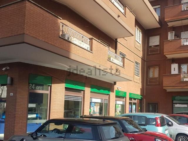 Locale Commerciale in vendita a Roma Capitale, Lazio