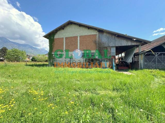 Locale Commerciale in vendita a Comunità Valsugana e Tesino, Castelnuovo Valsugana