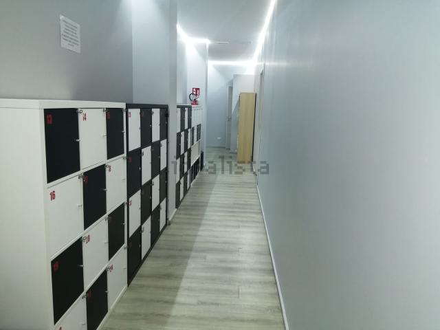 Locale Commerciale in vendita a Loreto, Acireale