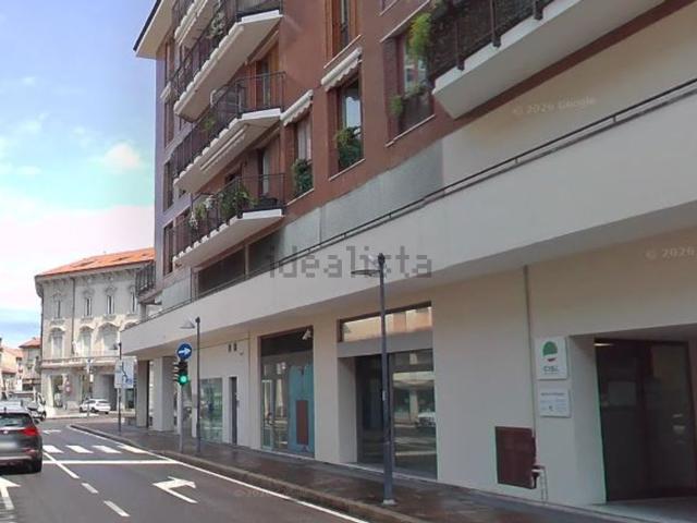Locale Commerciale in vendita a San Carlo, Seregno