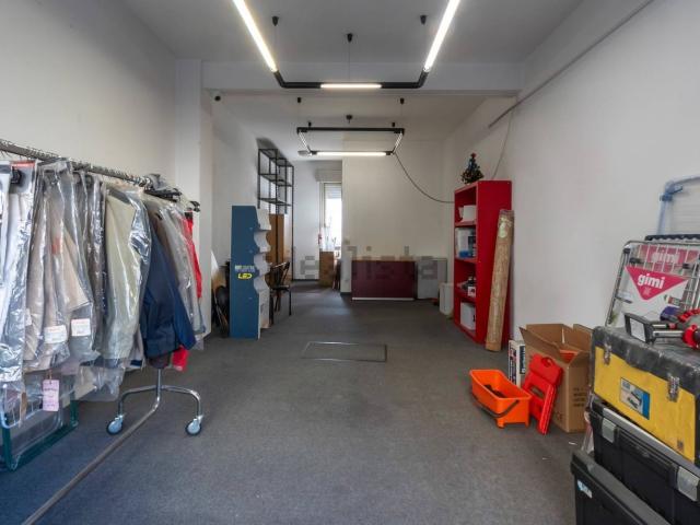 Locale Commerciale in vendita a Sorbolo, Reggio Emilia