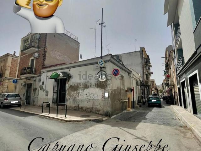 Locale Commerciale in vendita a Puglia, Foggia