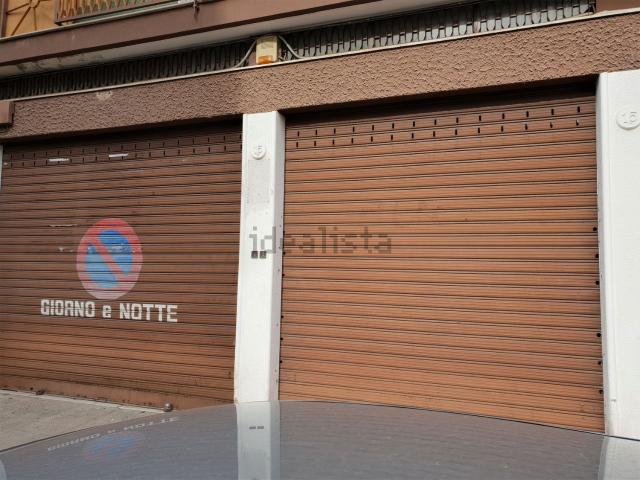 Locale Commerciale in vendita a Libertà, Bari