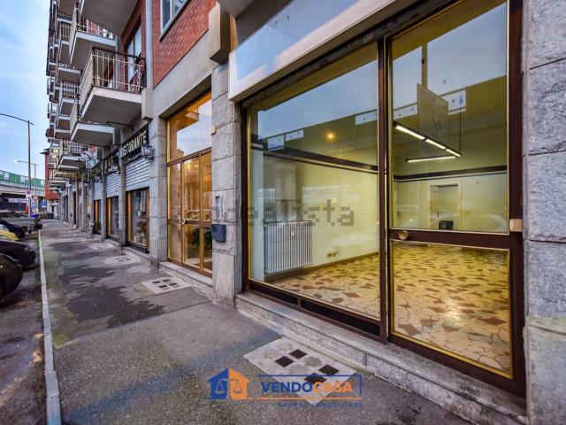 Locale Commerciale in vendita a Piemonte, Torino