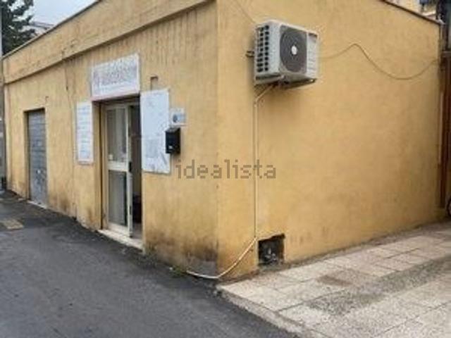 Locale Commerciale in vendita a Cisterna Faro, Roma Capitale