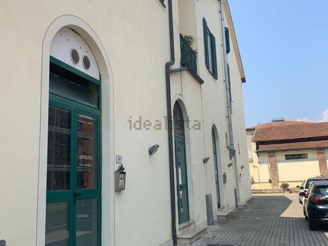 Locale Commerciale in vendita a San Concordio, Bagni Di Lucca Ponte