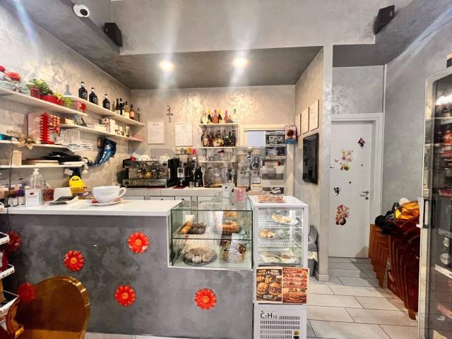Locale Commerciale in vendita a Campobasso, Molise