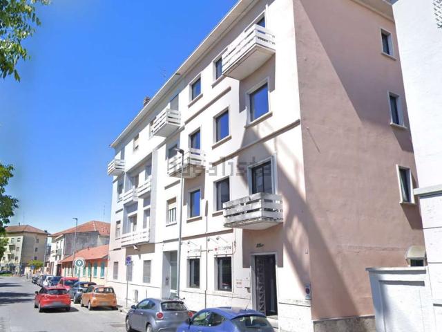Locale Commerciale in vendita a Santa Rita, Piemonte