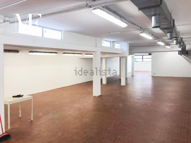 Locale Commerciale in vendita a Quarto, Bagno A Ripoli
