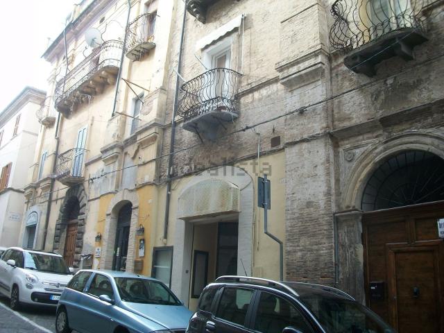 Locale Commerciale in vendita a Lanciano, Abruzzo