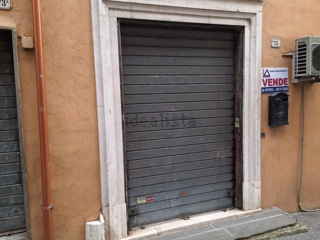 Locale Commerciale in vendita a Roma Capitale, Lazio