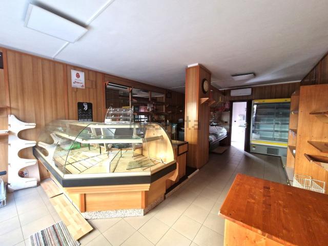 Locale Commerciale in vendita a Sacro Cuore, Cala Di Volpe