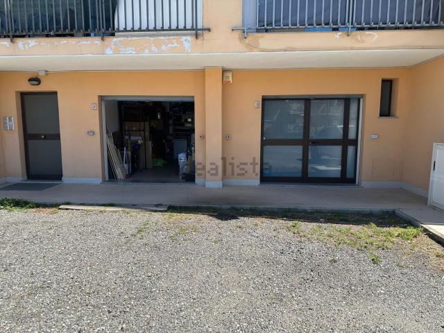 Locale Commerciale in vendita a Calabria, Catanzaro
