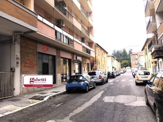 Locale Commerciale in vendita a Avezzano, Abruzzo