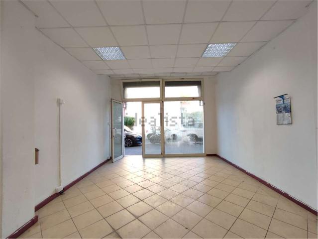 Locale Commerciale in vendita a Coteto, Livorno