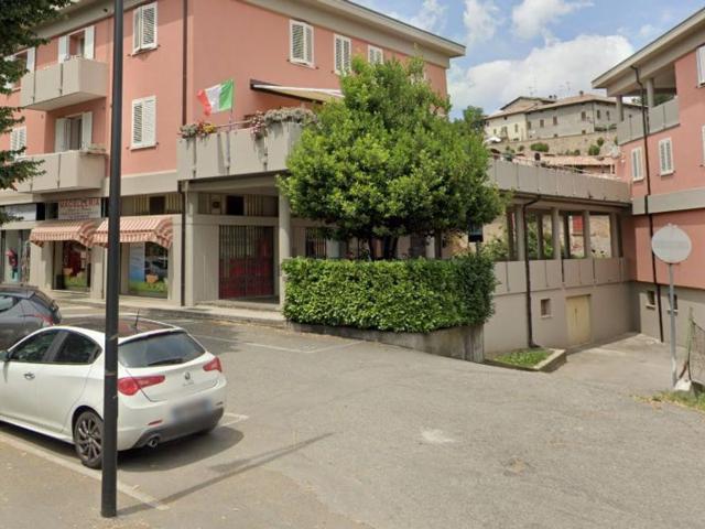 Locale Commerciale in vendita a Tresinaro - Secchia, Re