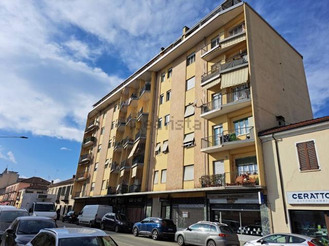 Locale Commerciale in vendita a Piemonte, Cuneo