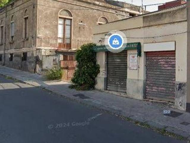 Locale Commerciale in vendita a San Giovanni Galermo-Trappeto-Cibali, Catania