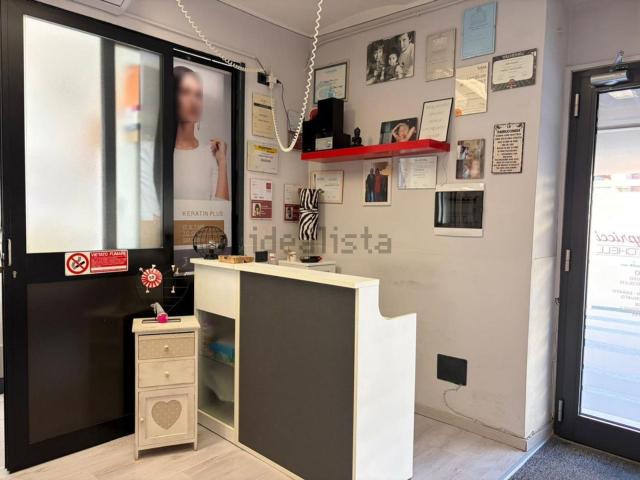 Locale Commerciale in vendita a Piemonte, Alessandria