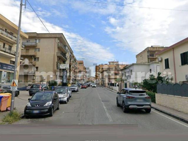 Locale Commerciale in vendita a Calabria, Catanzaro